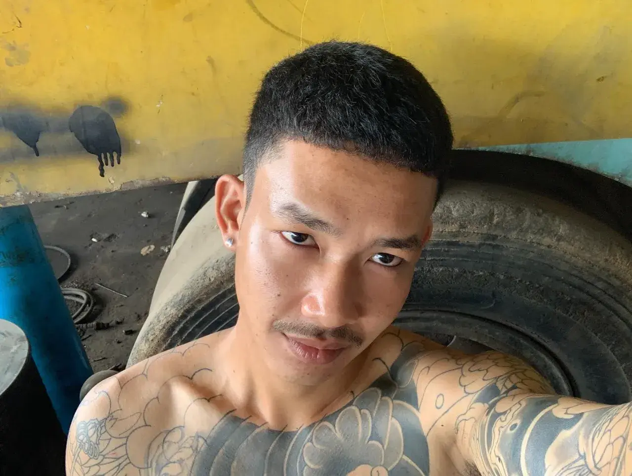 พร้อมโดนกระแทก