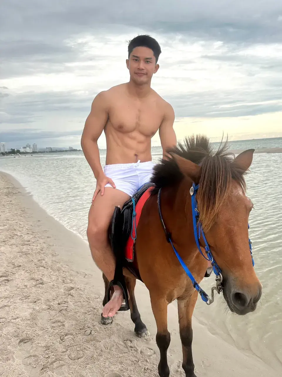 เห็นแล้วอยาก บอกเลย