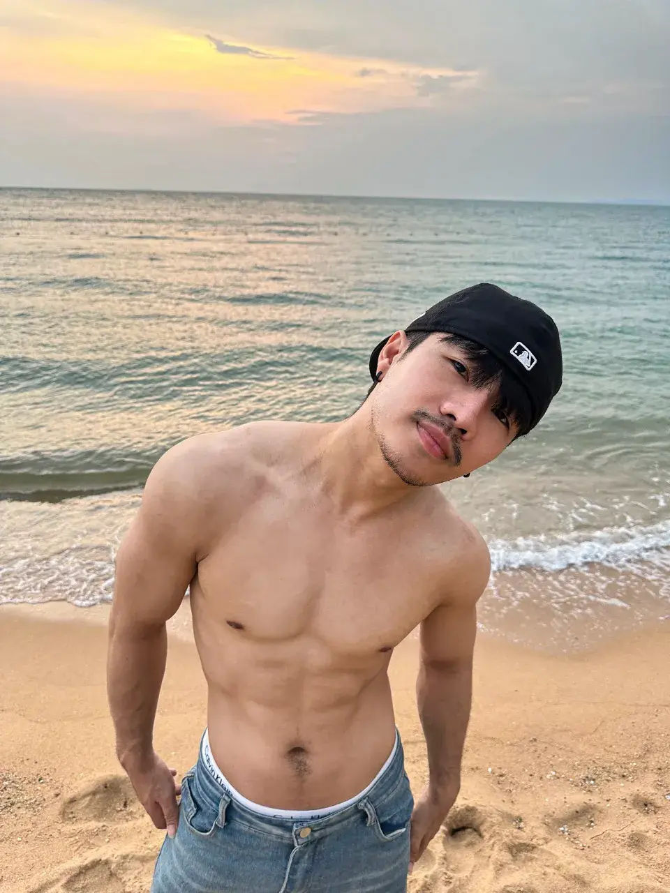 แซ่บบบบ