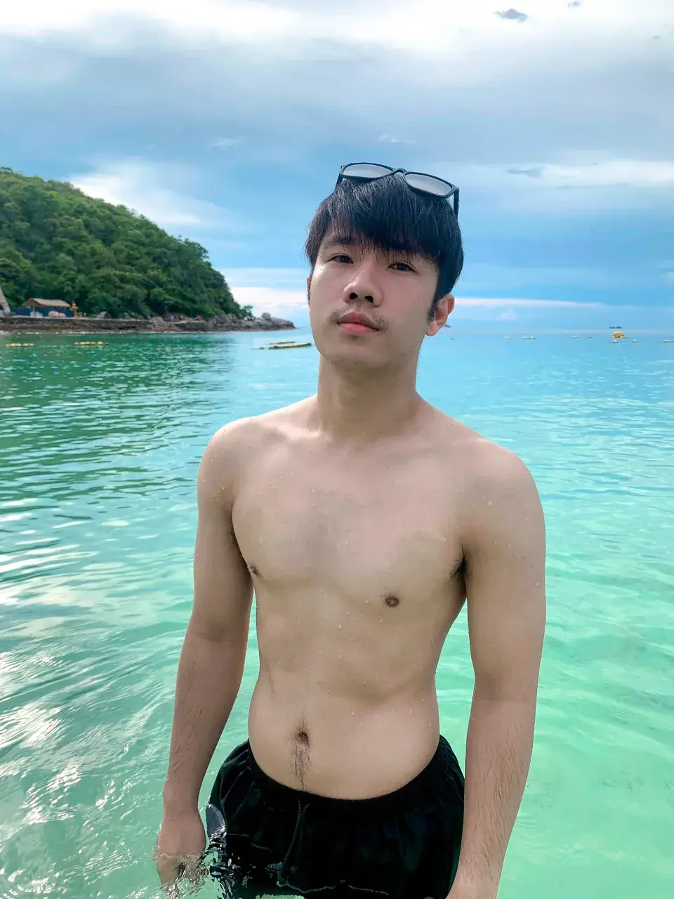 แซ่บบบบ