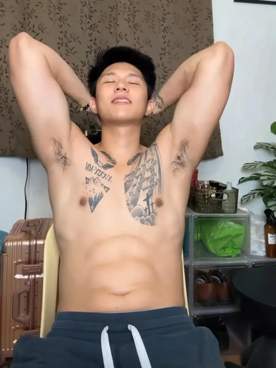 น่ารักน่าฟัดมากบักหล่า