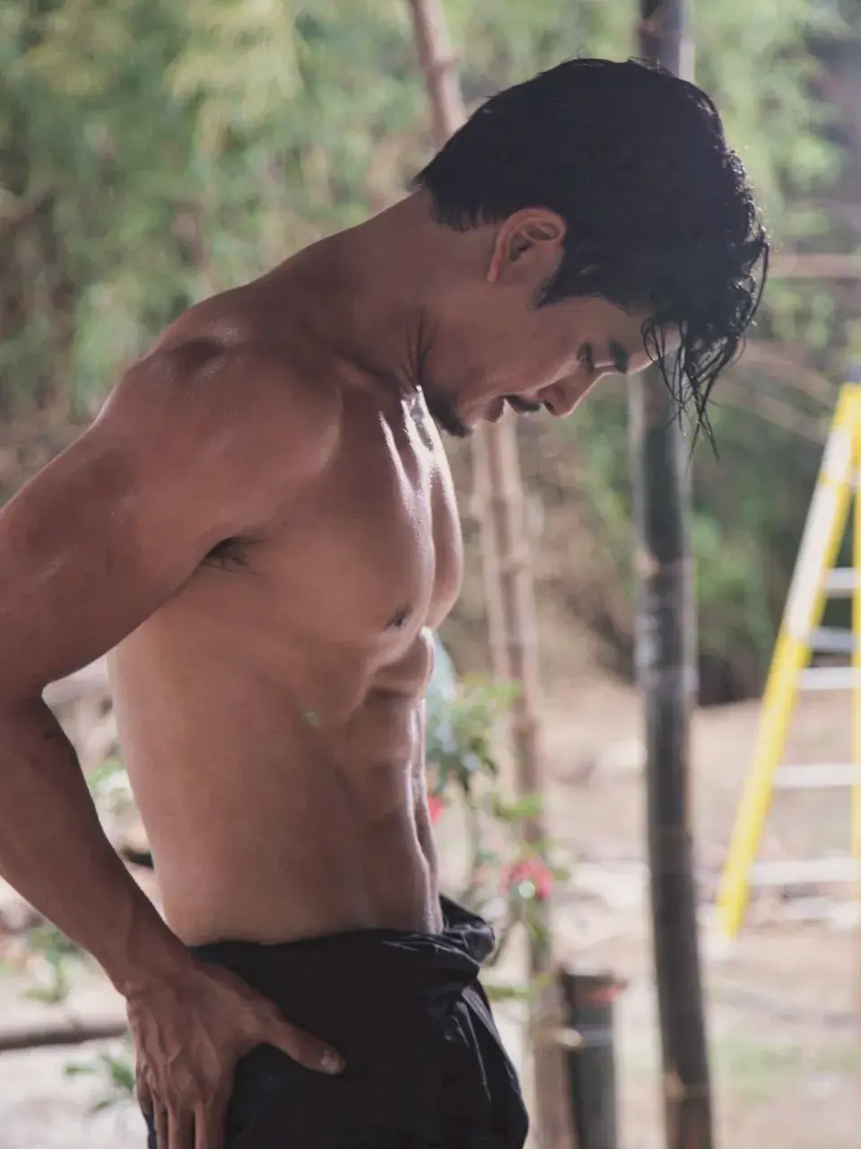 เห็นแล้วแข็ง