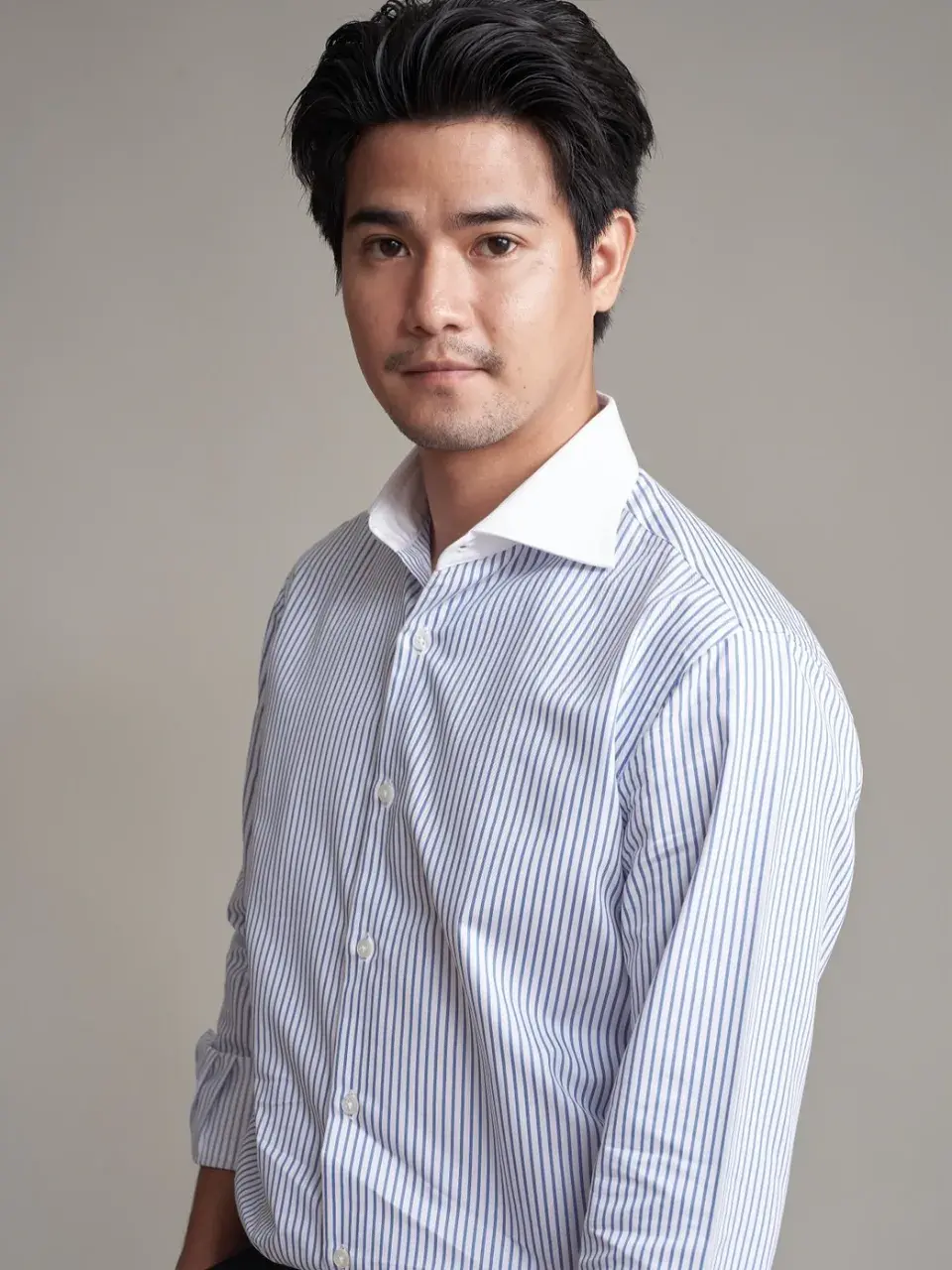 เห็นแล้วแข็ง