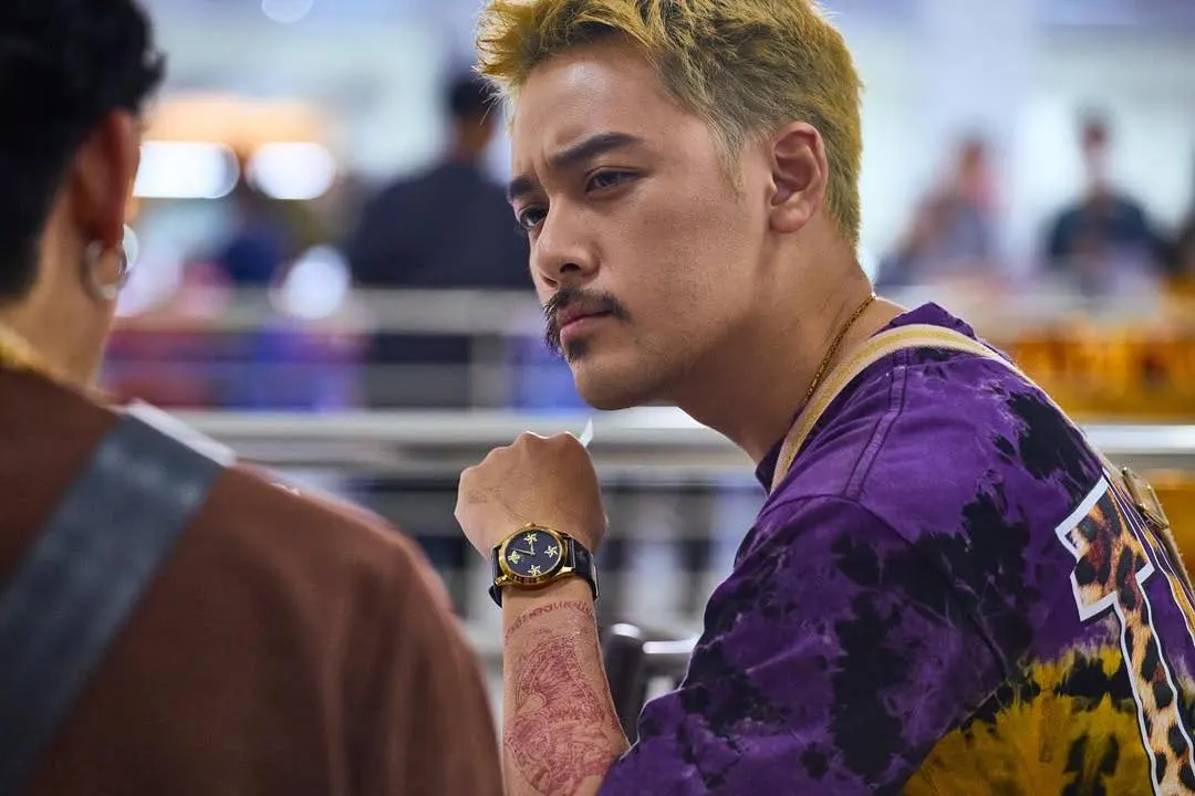 เห็นแล้วแข็ง