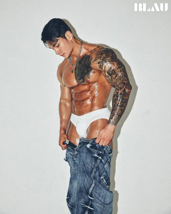 หนุ่มเกาหลีงานดี มีวาร์ป ( IG : zin___zero )