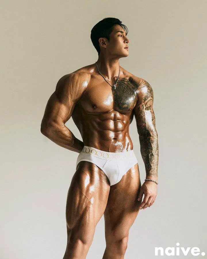 หนุ่มเกาหลีงานดี มีวาร์ป ( IG : zin___zero )