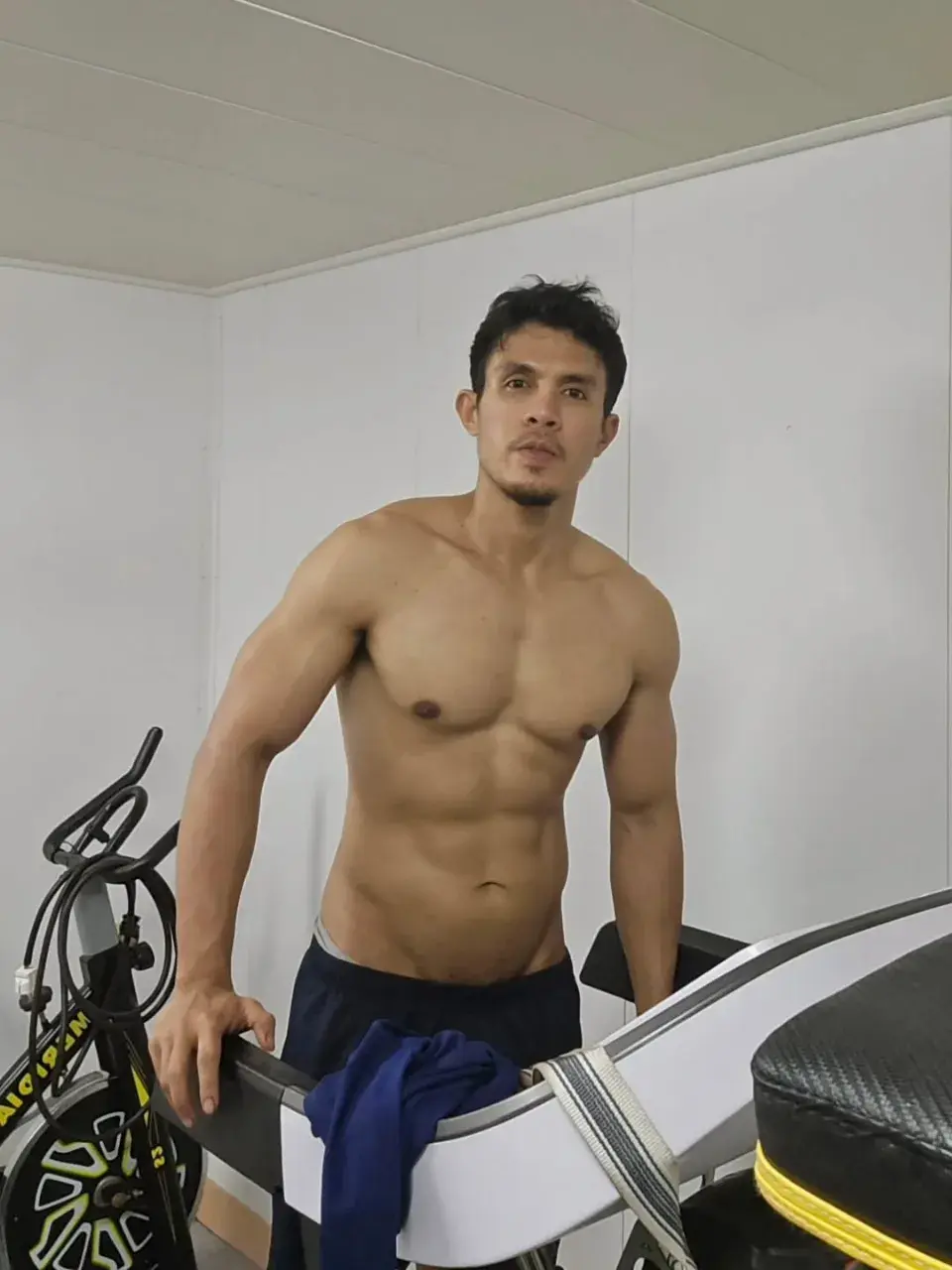 ครางงงงสิว่า ผัวววววขาาา