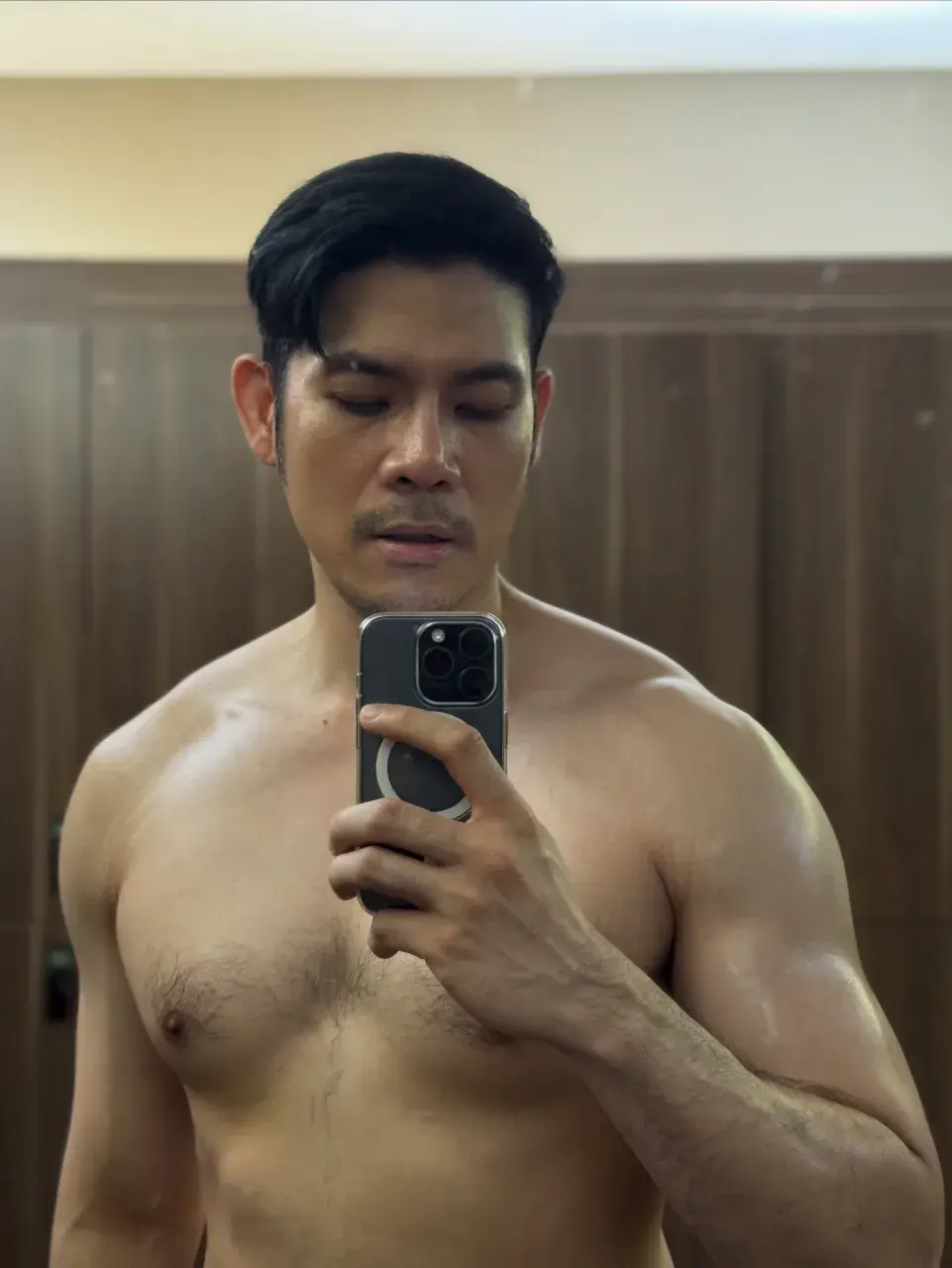 ส่องที่รัก