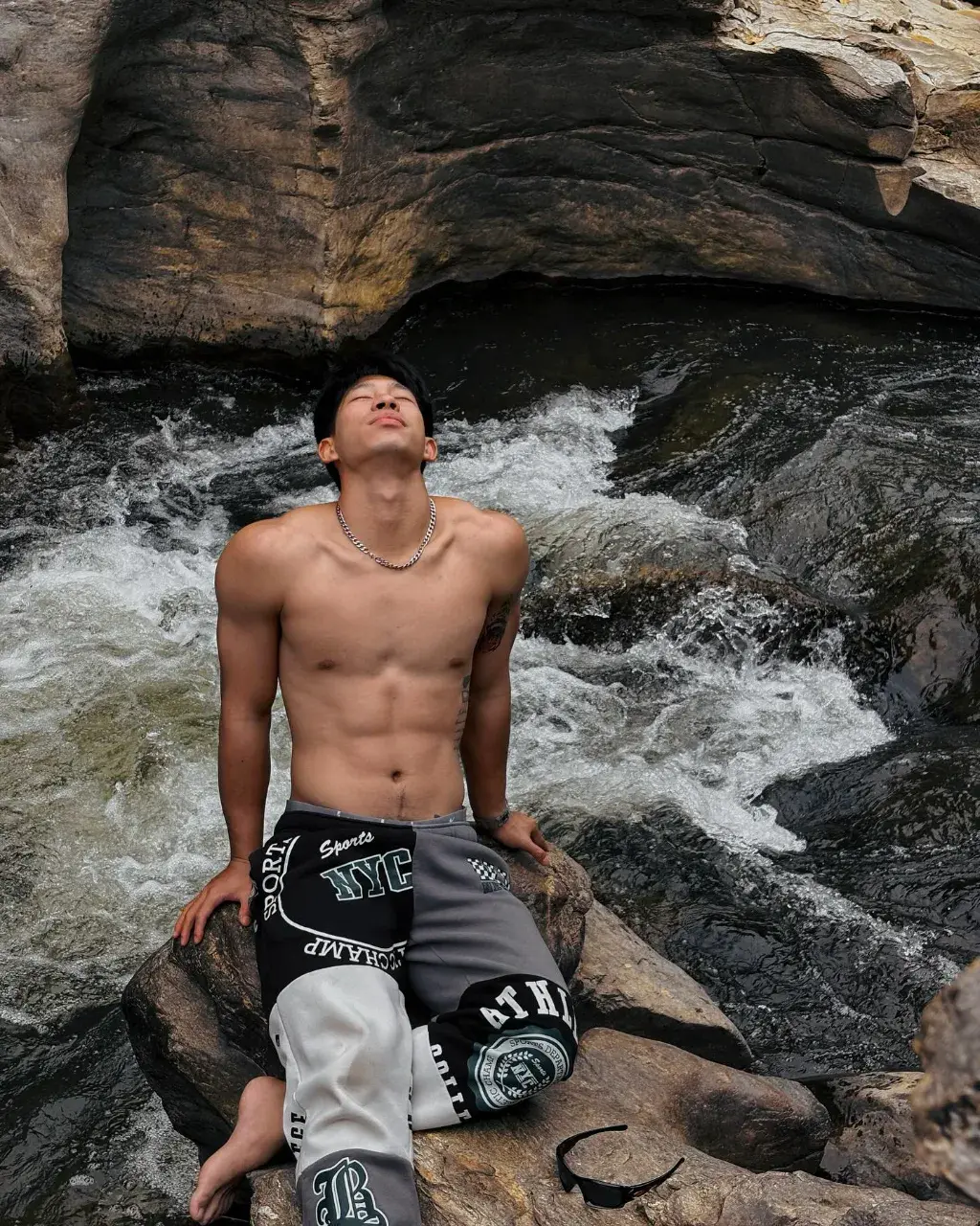 ส่องแล้วเสร็จอ่าาาส์