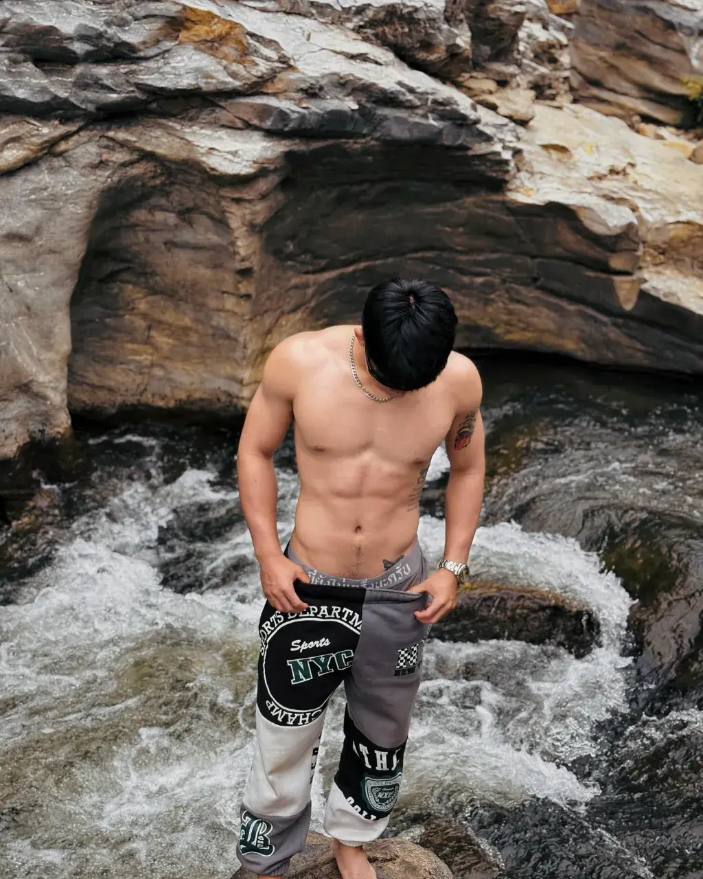 ส่องแล้วเสร็จอ่าาาส์