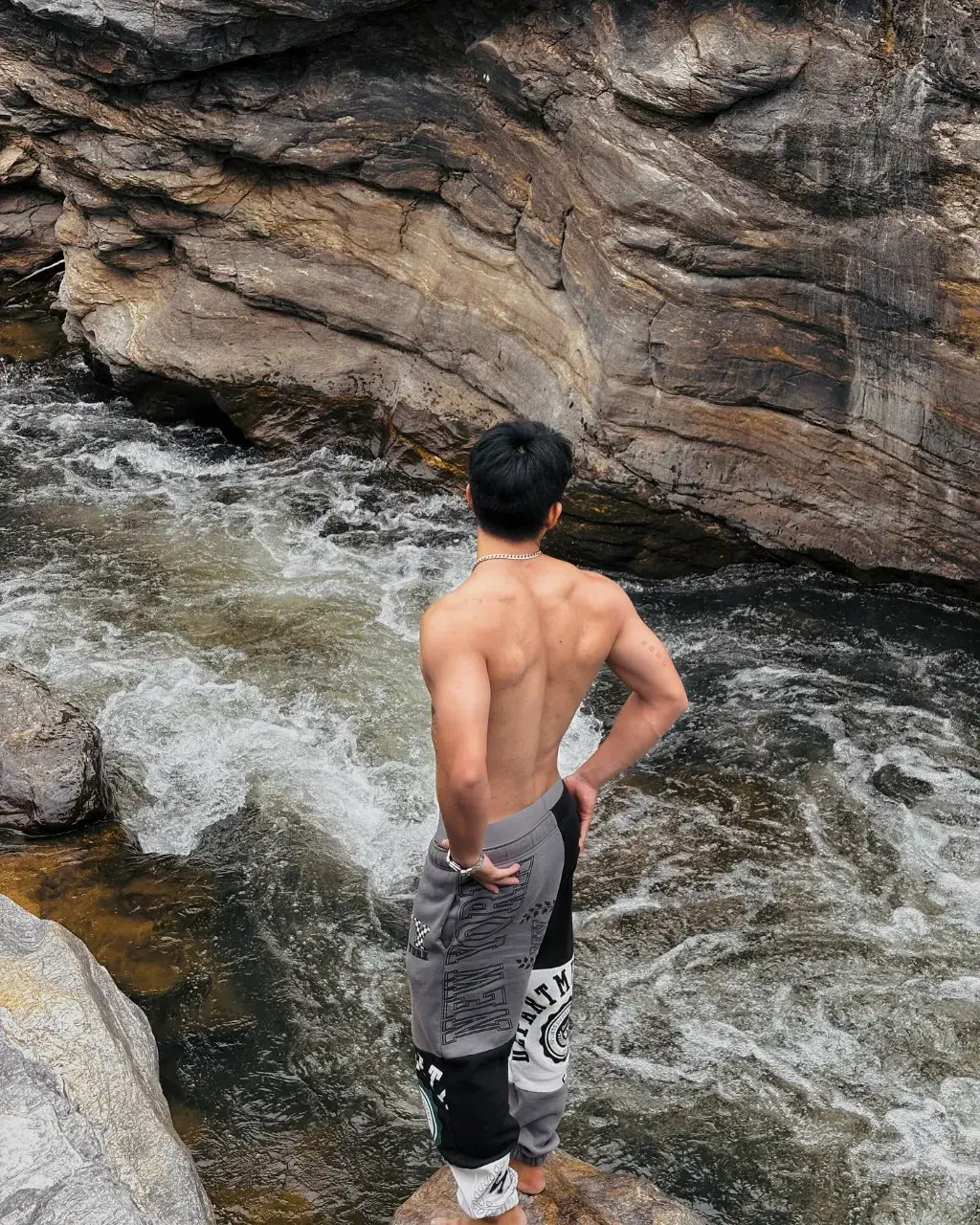 ส่องแล้วเสร็จอ่าาาส์