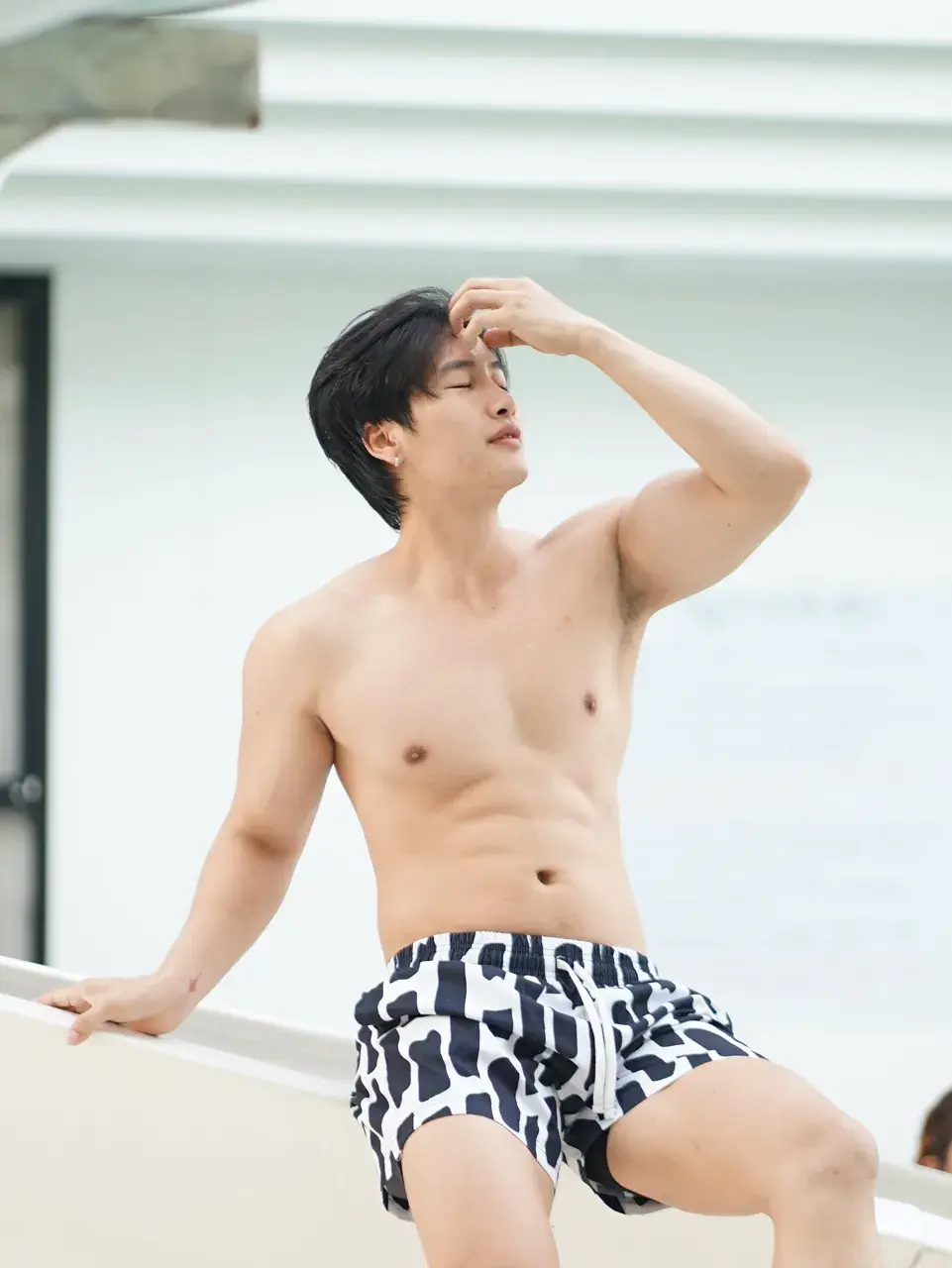 กรุบกรอบแน่นอน