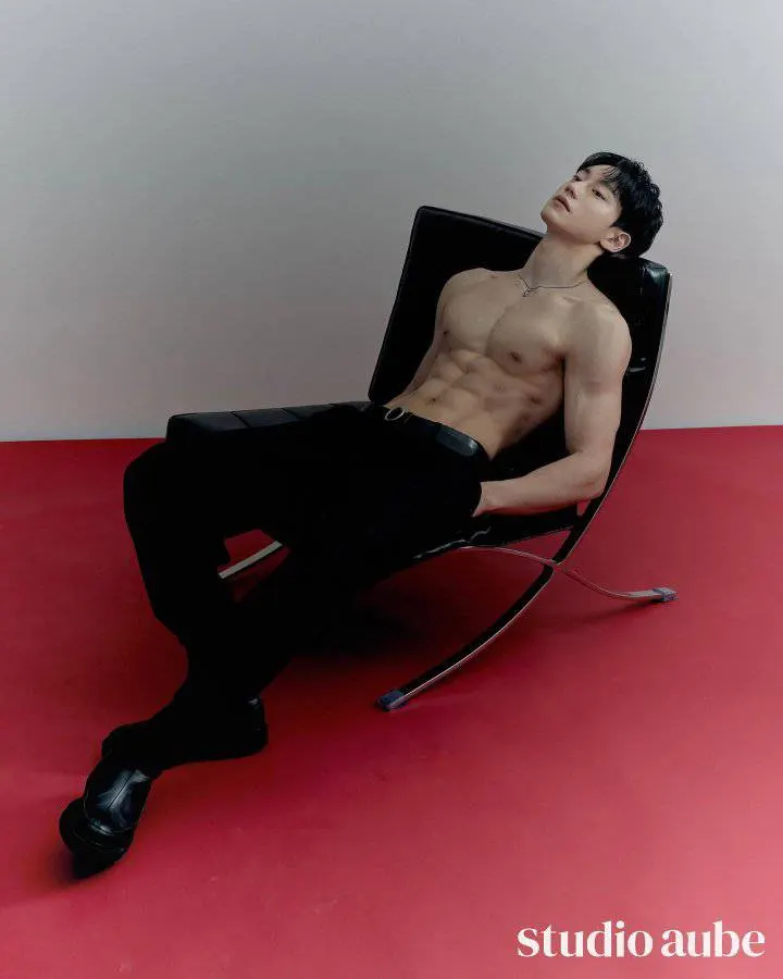 หนุ่มเกาหลีงานดี มีวาร์ป ( IG : daolum )