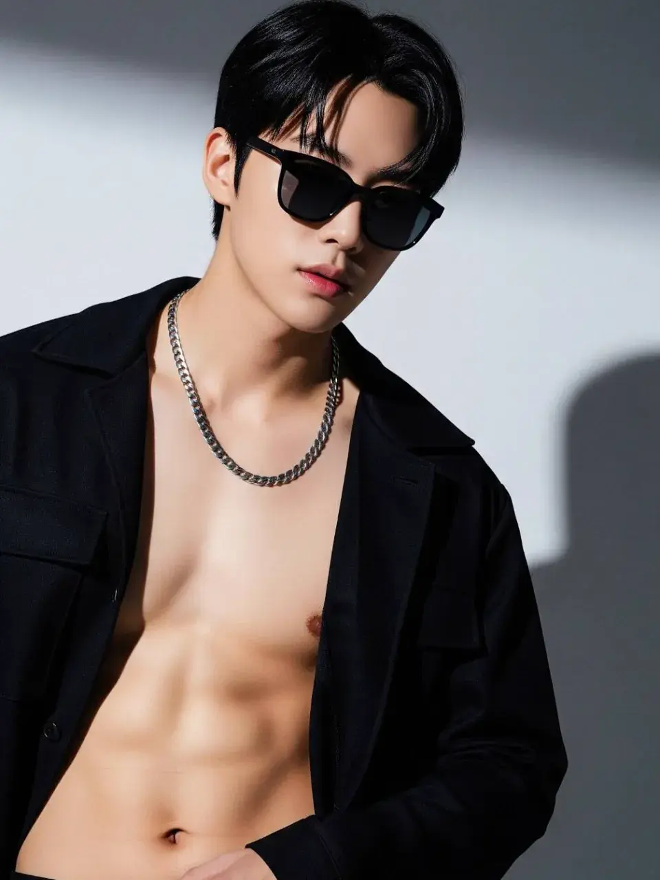 หนุ่มเกาหลีงานดี มีวาร์ป ( IG : mmhyuk_ )