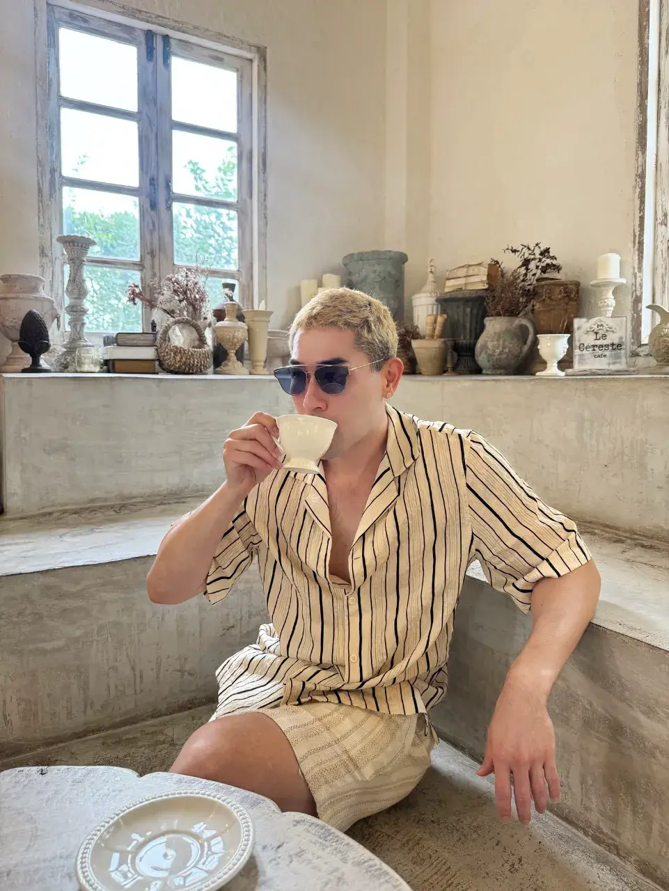 น้ำแตกกระจาย