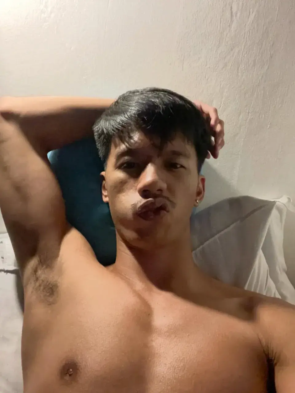 ส่องรักให้เสียเหงื่อ