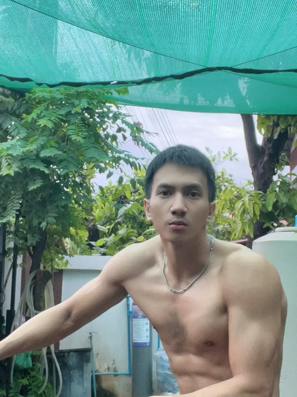 ส่องรักให้เสียเหงื่อ