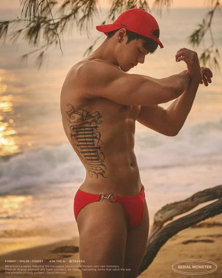 หนุ่มเกาหลีงานดี มีวาร์ป ( IG : txaxeil )