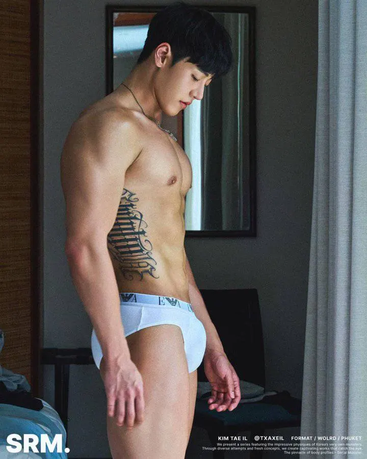 หนุ่มเกาหลีงานดี มีวาร์ป ( IG : txaxeil )