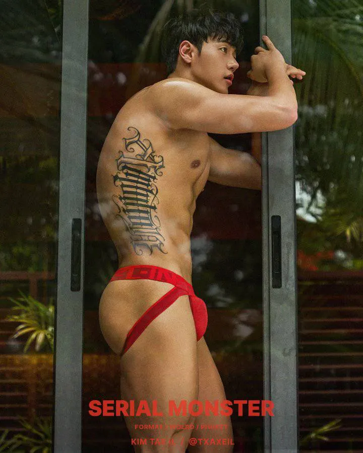 หนุ่มเกาหลีงานดี มีวาร์ป ( IG : txaxeil )