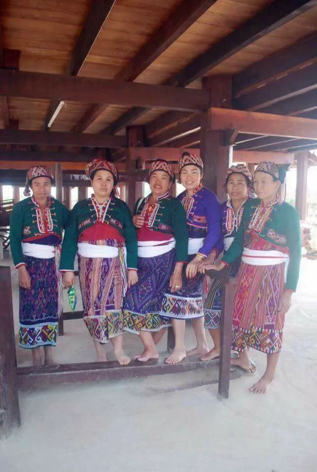 THAILAND 🇹🇭 | Thai traditional costume, ชุดไทย