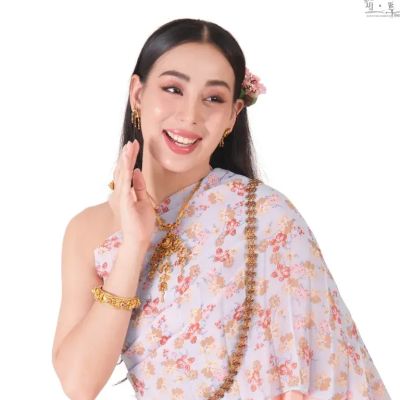 THAILAND 🇹🇭 | Thai traditional costume, ชุดไทย