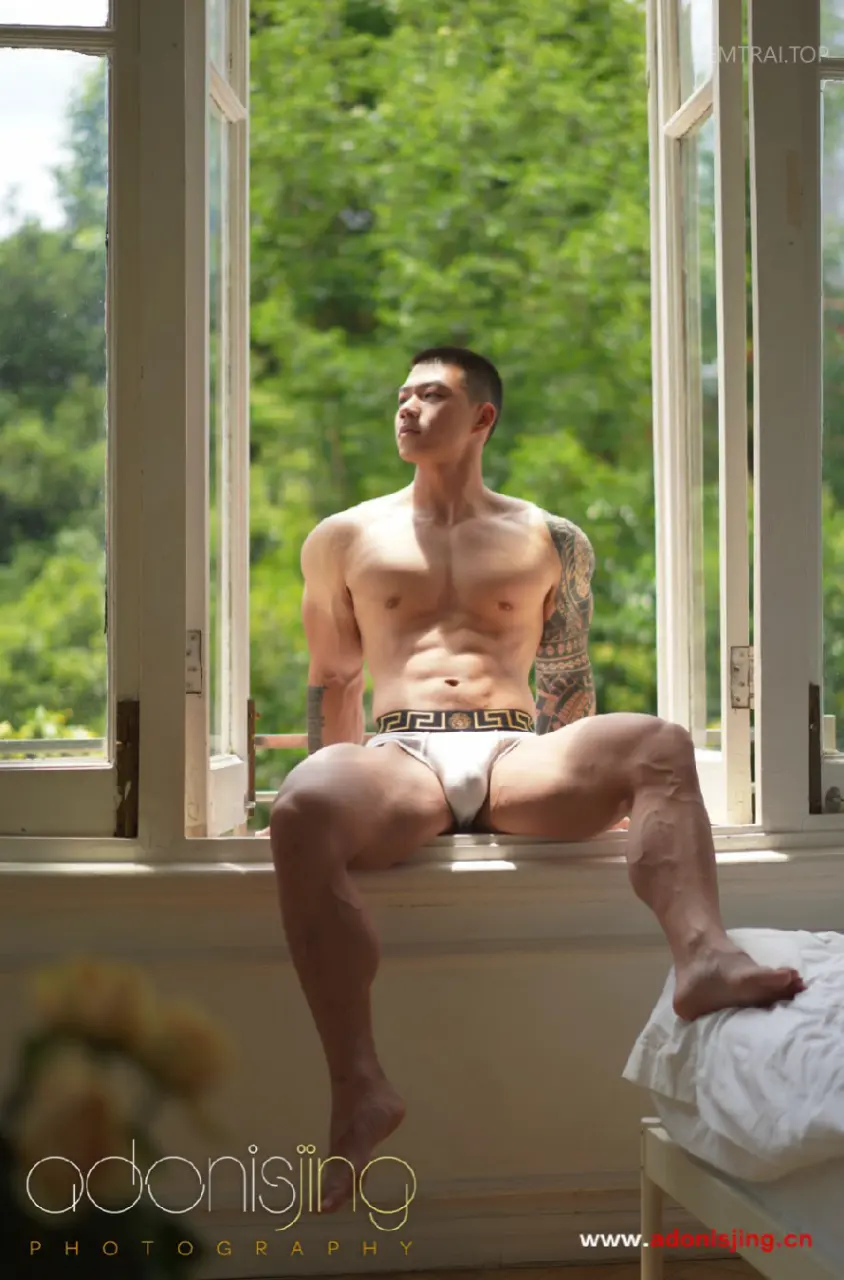 Photobook : UNIQUE 05 PART 01