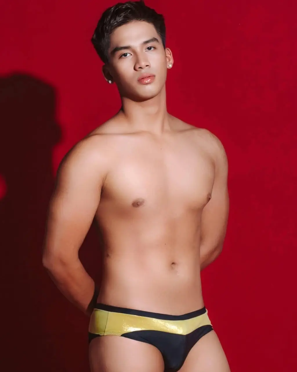 Visual Artist : Mark James Valdez