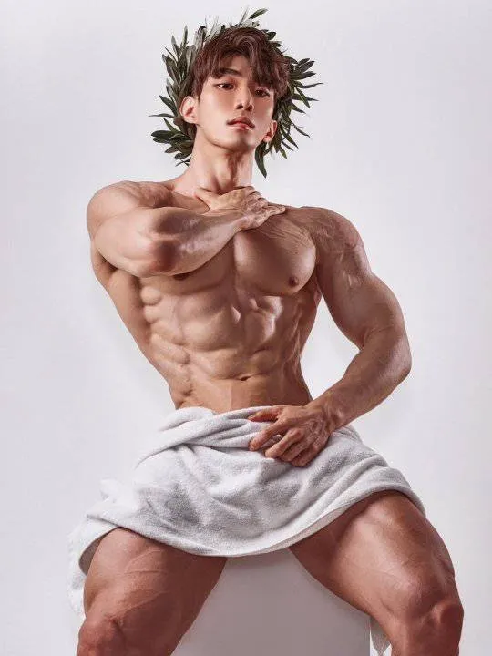 หนุ่มเกาหลีงานดี มีวาร์ป ( IG : yoasis0303 )