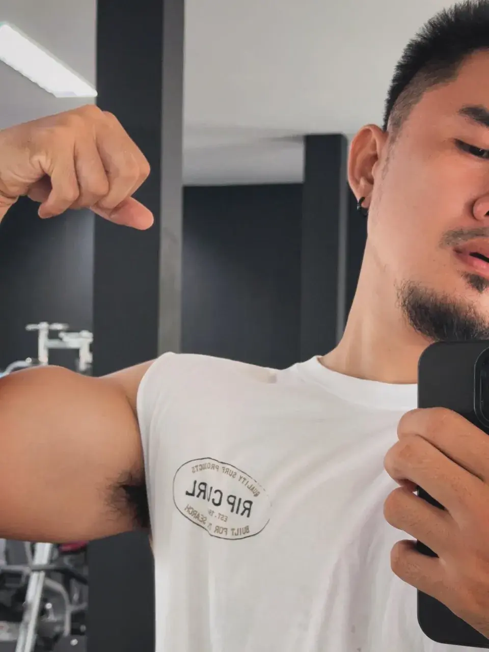 แฉะแล้วเคยอม