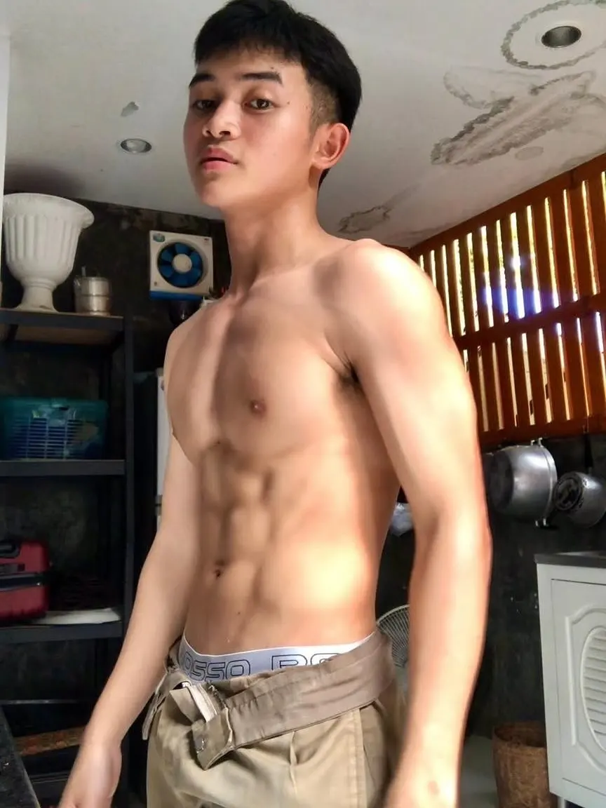 แฉะแล้วเคยอม