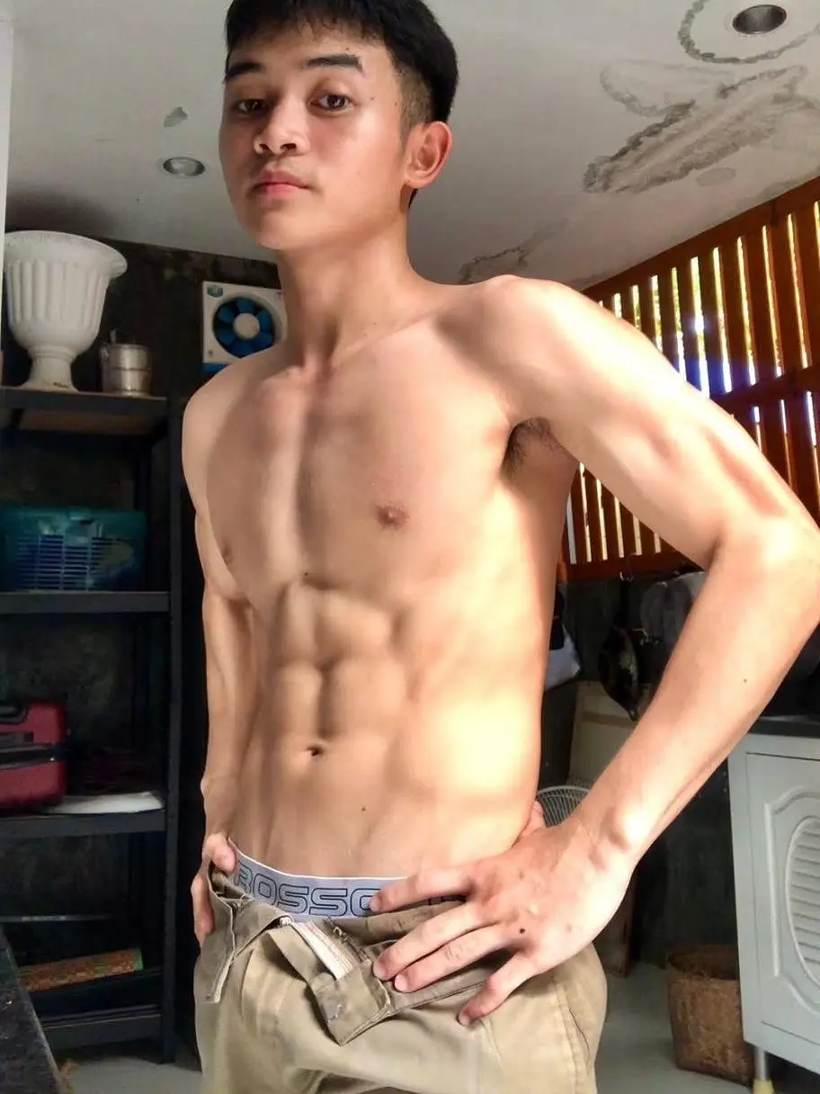 แฉะแล้วเคยอม