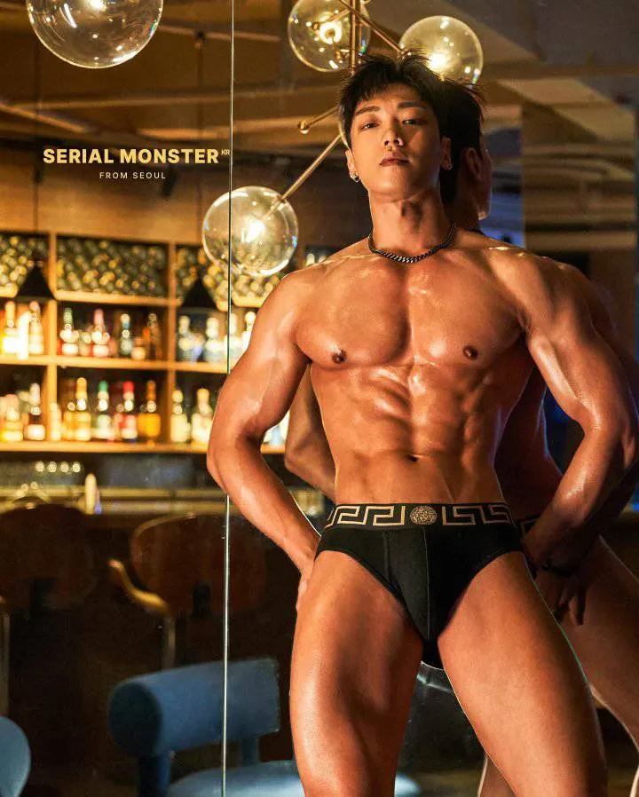 หนุ่มเกาหลีงานดี มีวาร์ป ( IG : y_syeok )