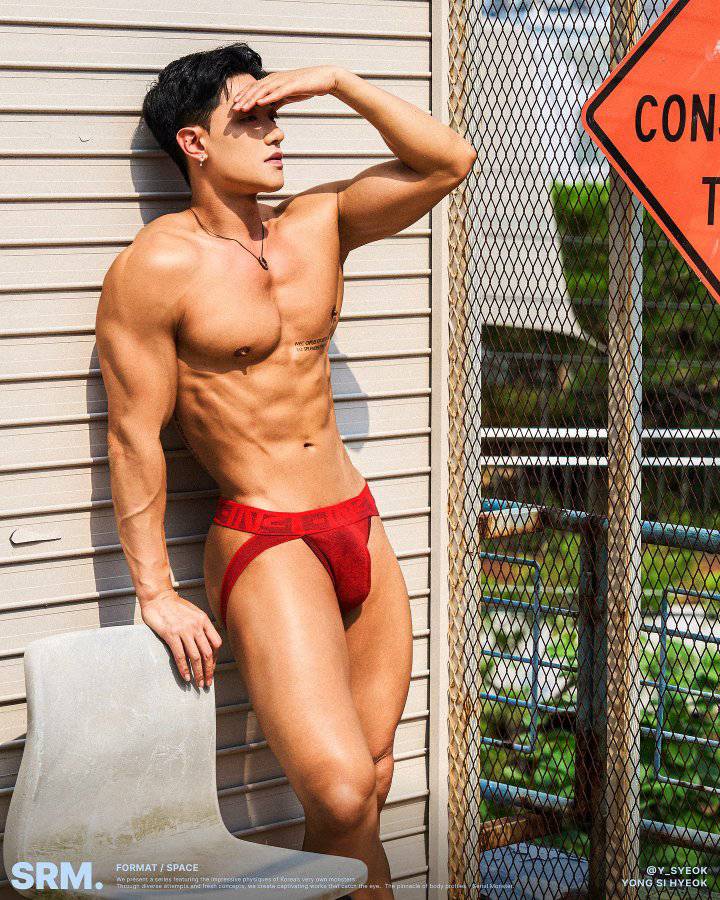 หนุ่มเกาหลีงานดี มีวาร์ป ( IG : y_syeok )