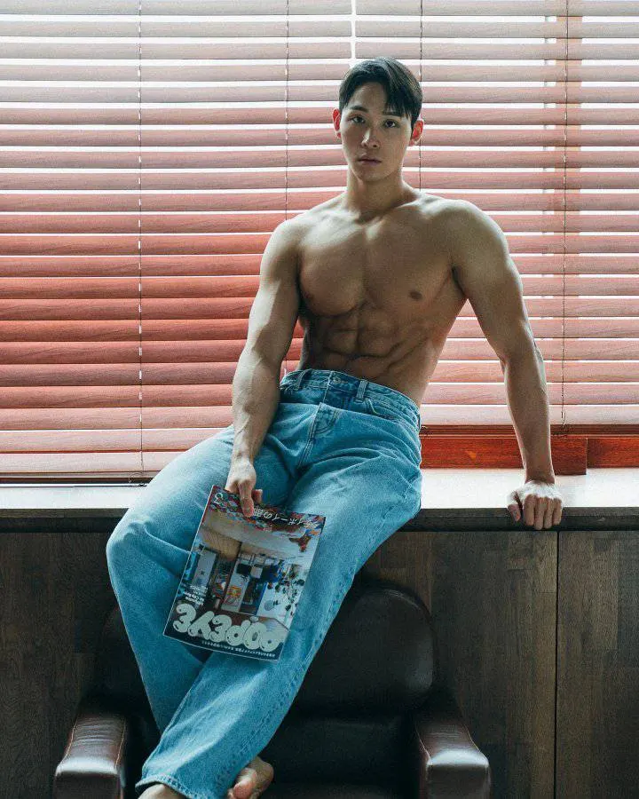 หนุ่มเกาหลีงานดี มีวาร์ป ( IG : sungdaehada )