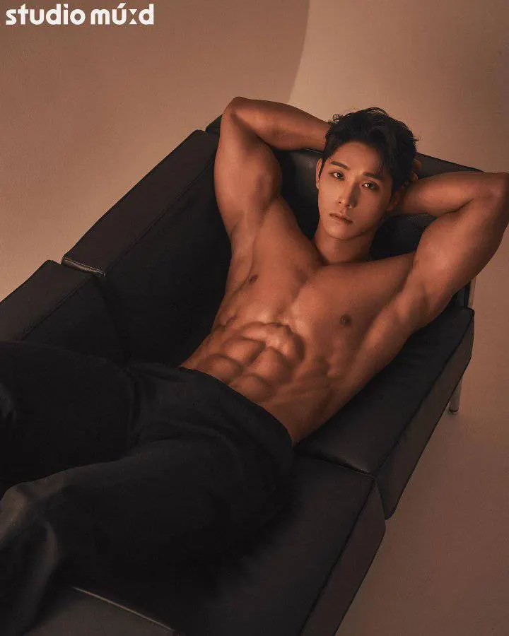 หนุ่มเกาหลีงานดี มีวาร์ป ( IG : sungdaehada )