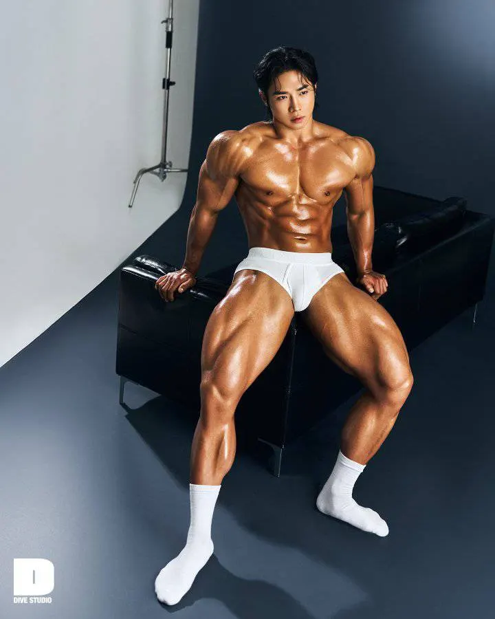 หนุ่มเกาหลีงานดี มีวาร์ป ( IG : yudonghoon_ )