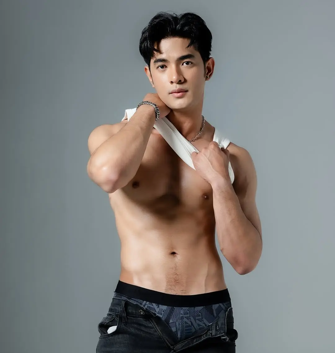 Model & Actor : AL Wittaya Suwannathep