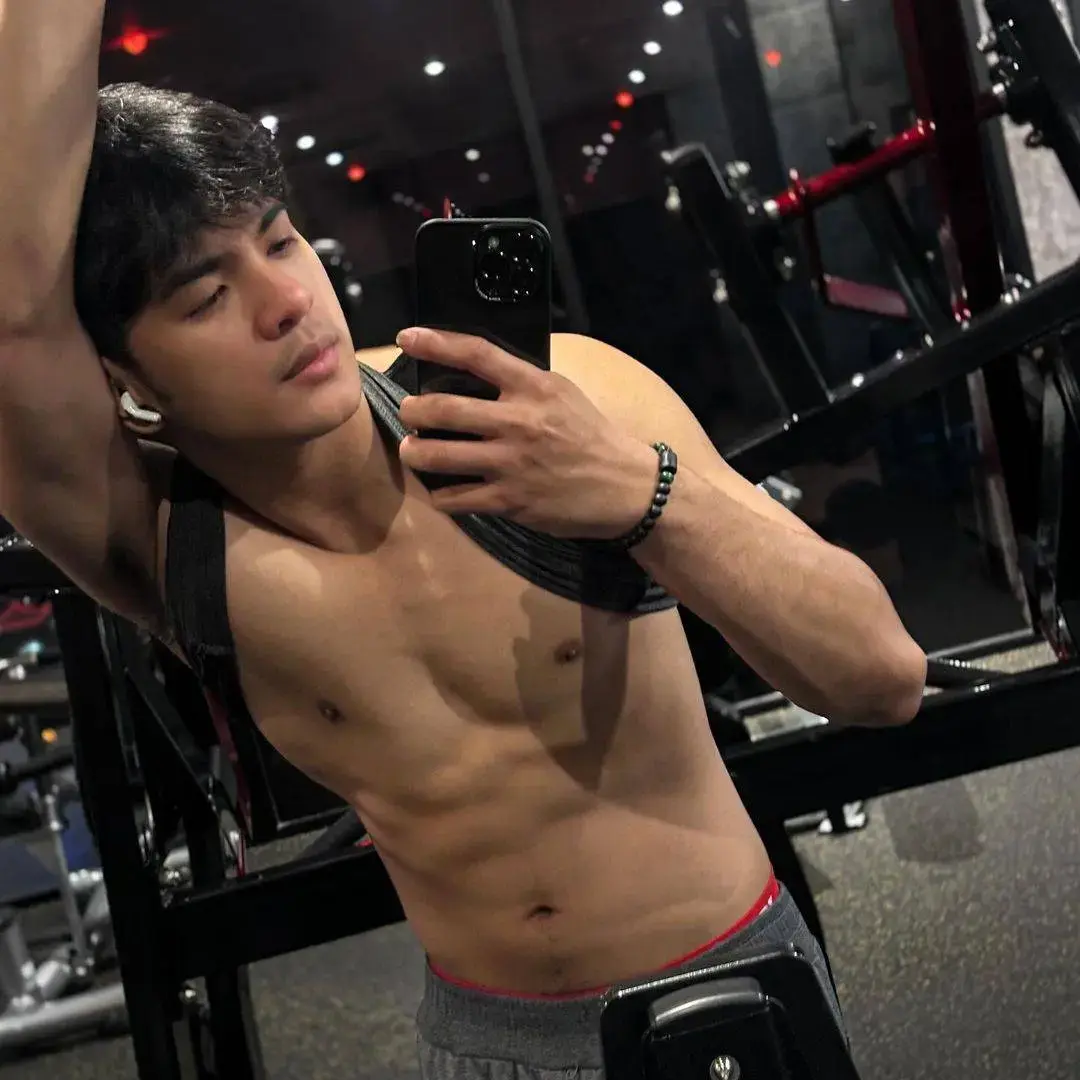 Model & Actor : AL Wittaya Suwannathep