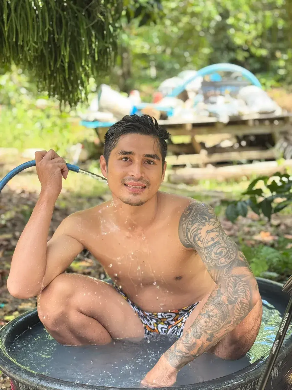 เข้มข้นล้นออกปาก