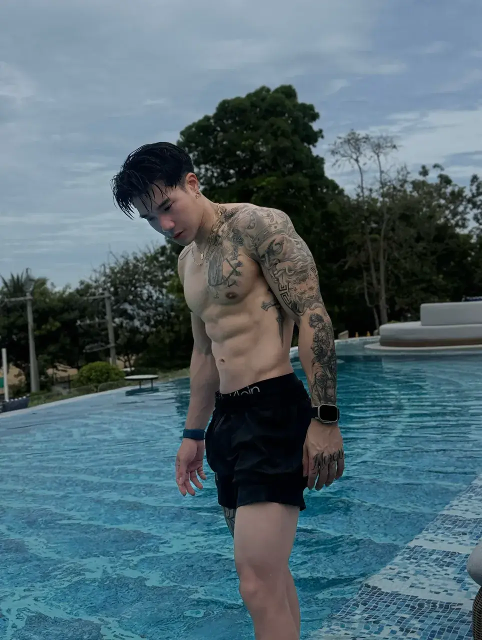 น้ำเออซึมล้น