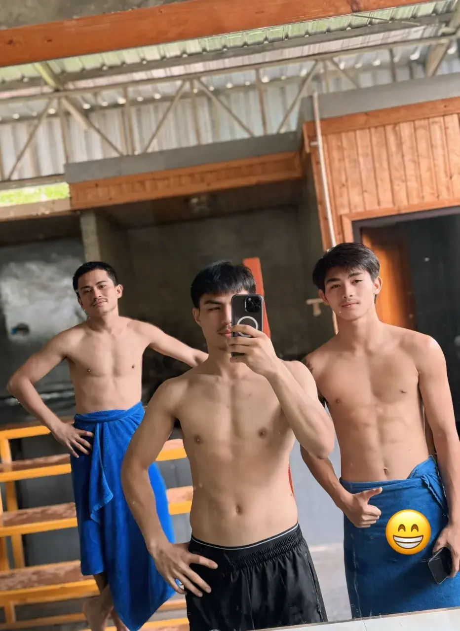 ผัวใครน่าอ๊อก อวยคม