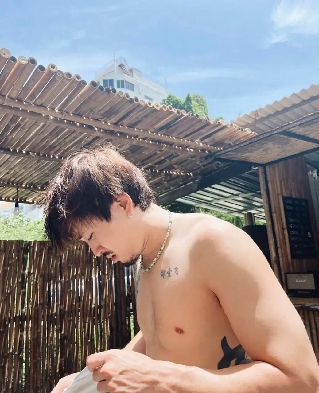 คมและเข้มข้น