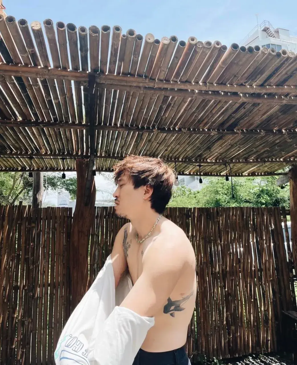 คมและเข้มข้น