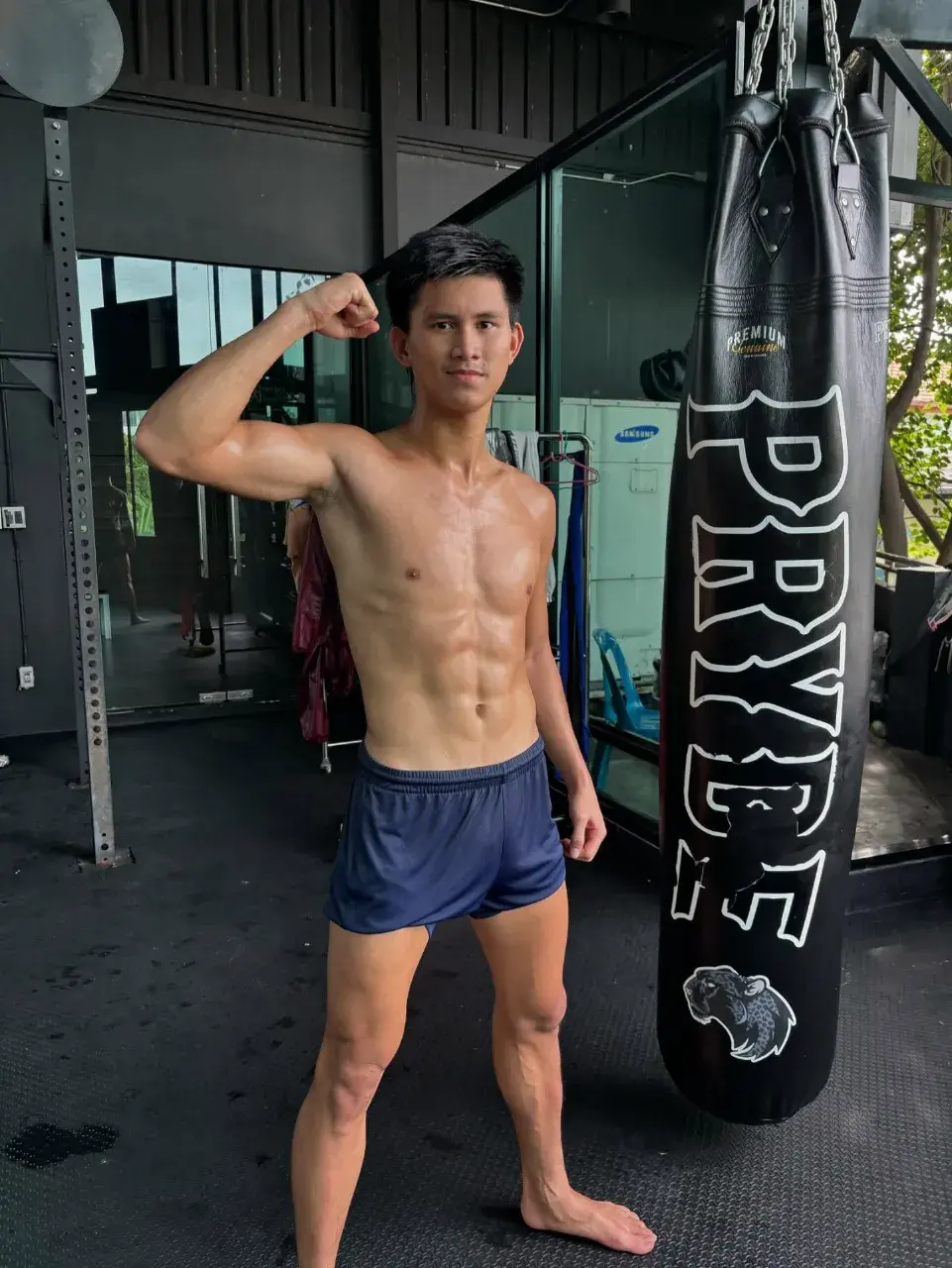 คมและเข้มข้น