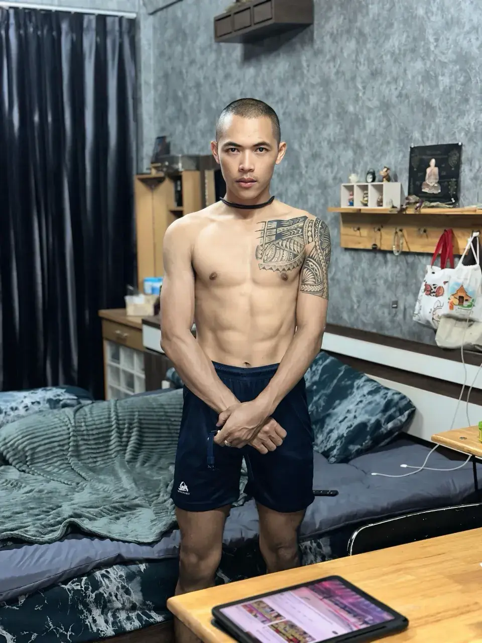 หลงไหลในเรือนร่าง