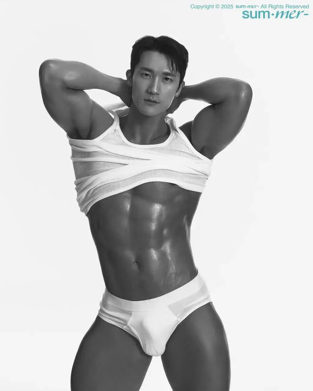 หนุ่มเกาหลีงานดี มีวาร์ป ( IG : luke_getme )