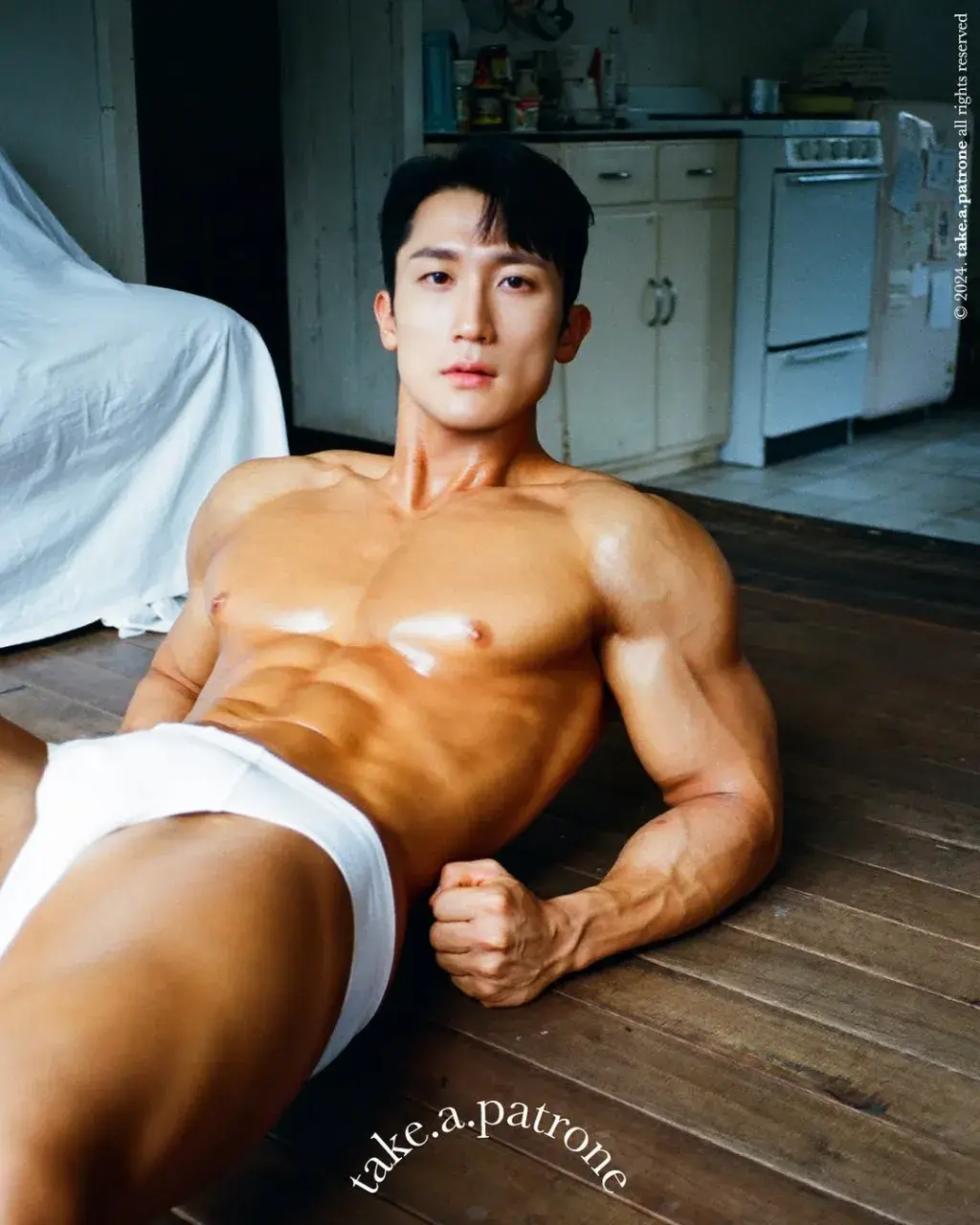 หนุ่มเกาหลีงานดี มีวาร์ป ( IG : luke_getme )