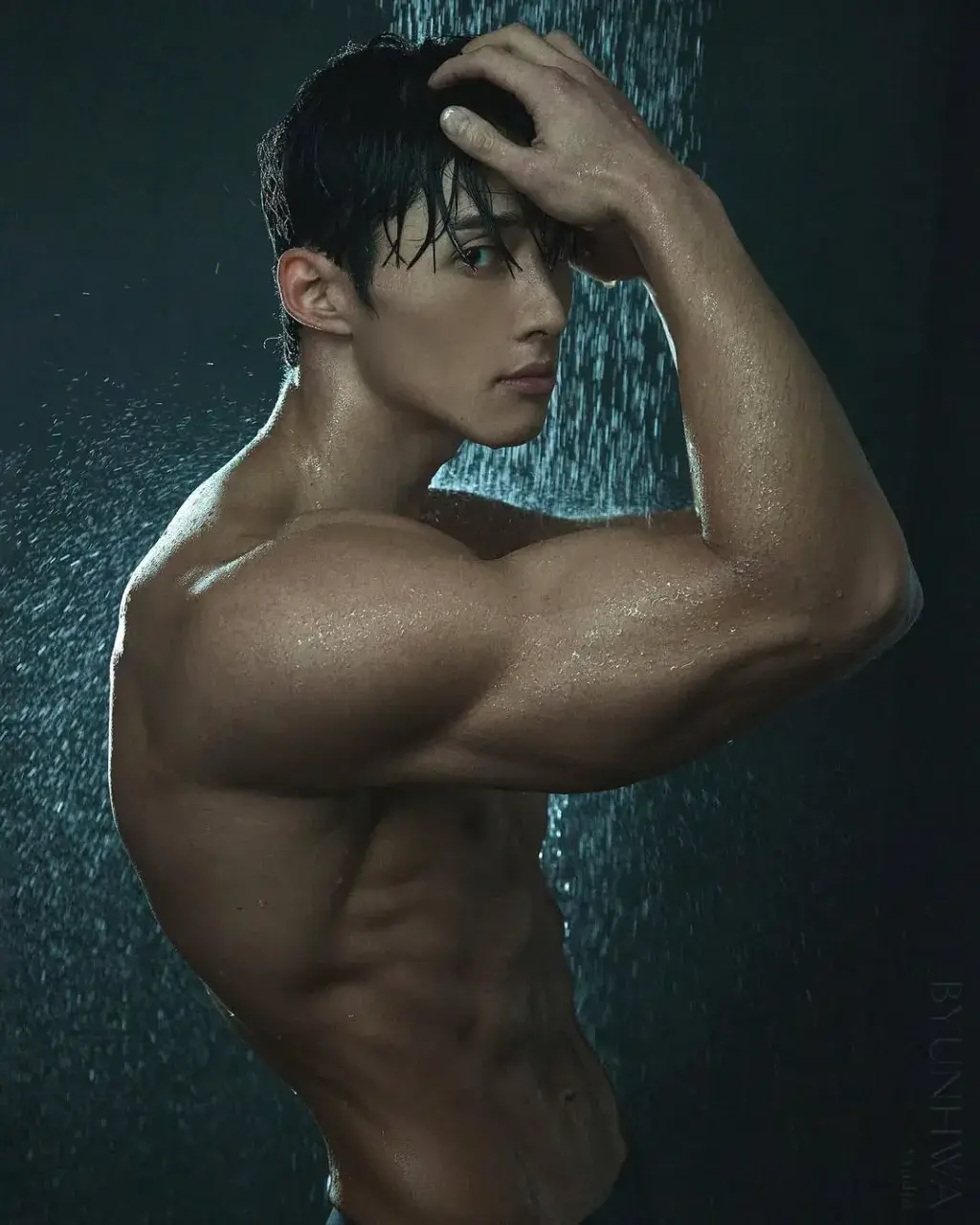 หนุ่มเกาหลีงานดี มีวาร์ป ( IG : hongbuzz_99 )