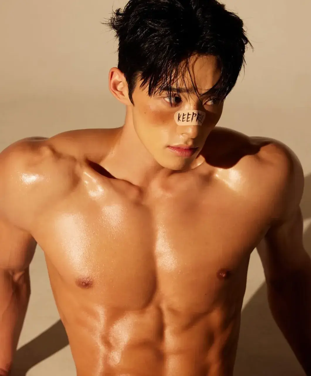 หนุ่มเกาหลีงานดี มีวาร์ป ( IG : hongbuzz_99 )